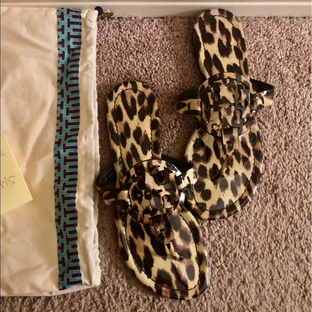 Tory Burch Miller Leopard 6.5 Like New w/ bag
